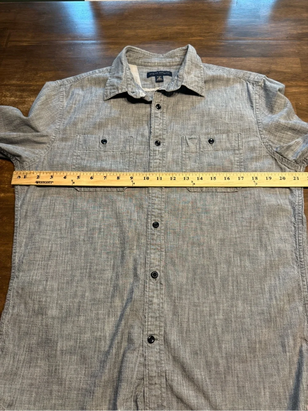 Banana Republic Men’s Heather Grey Long Sleeve Collared Button Up Shirt SZ M
